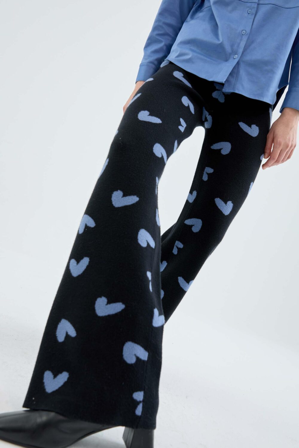 Πλεκτό Ίσιο Παντελόνι Με Print Καρδιάς Compania Fantastica