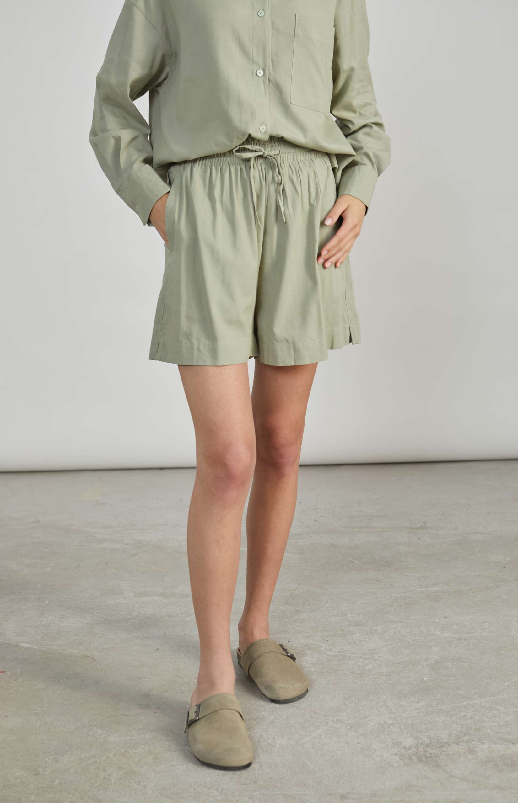 Χακί Shorts 24 Colours Χακί Shorts 24 Colours
