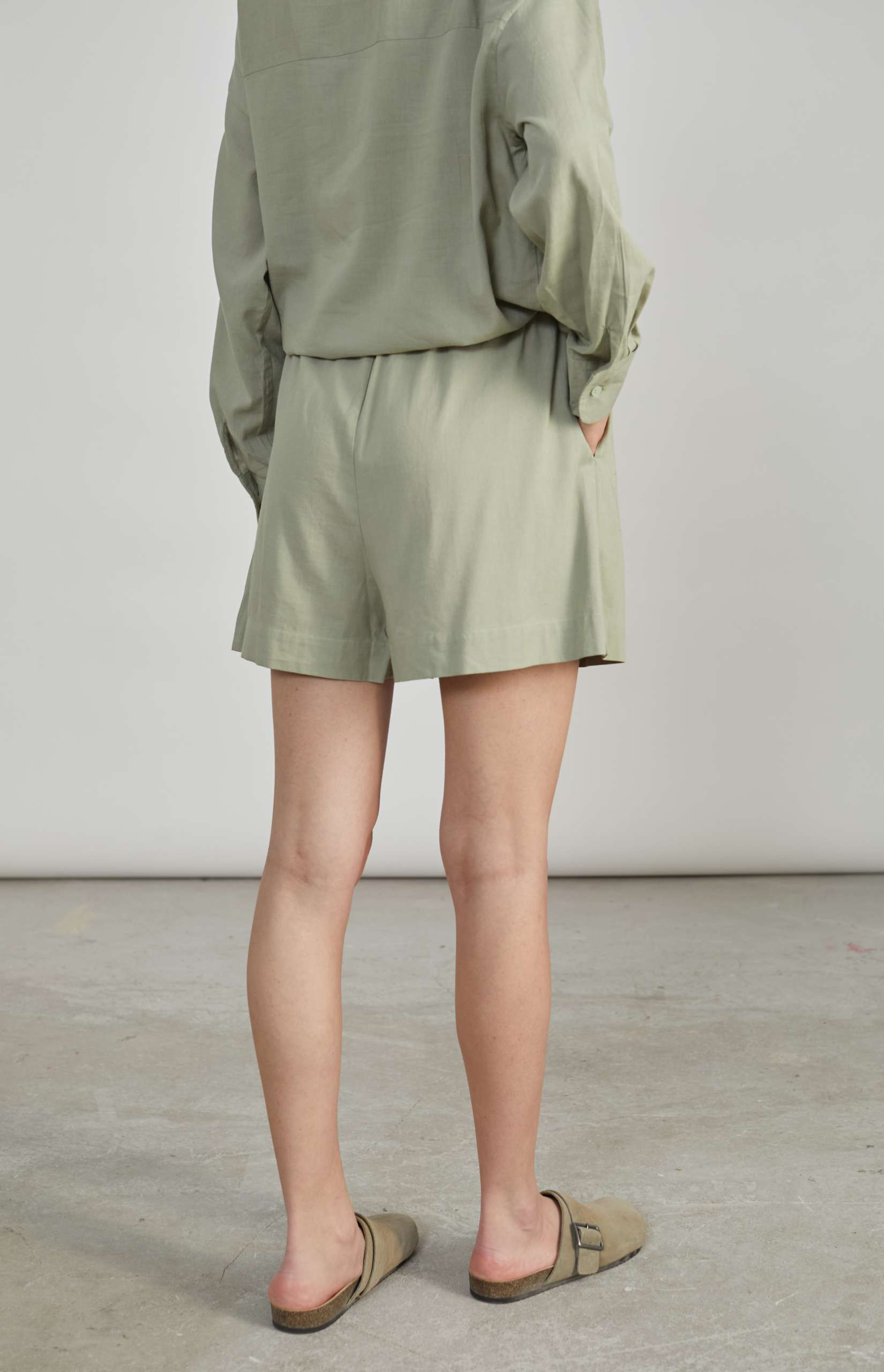 Χακί Shorts 24 Colours Χακί Shorts 24 Colours