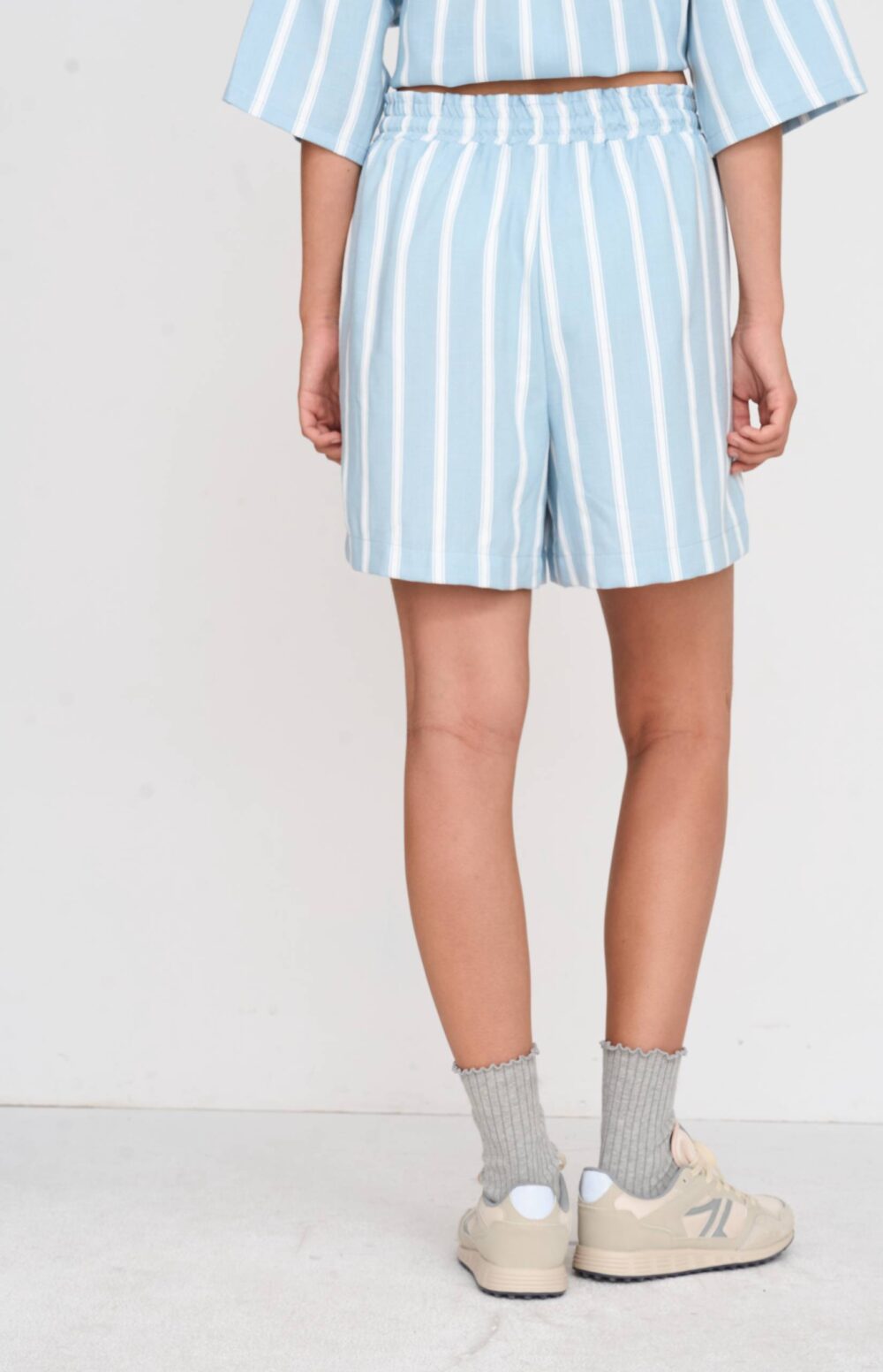 Γαλάζιο Ριγέ Shorts 24 Colours