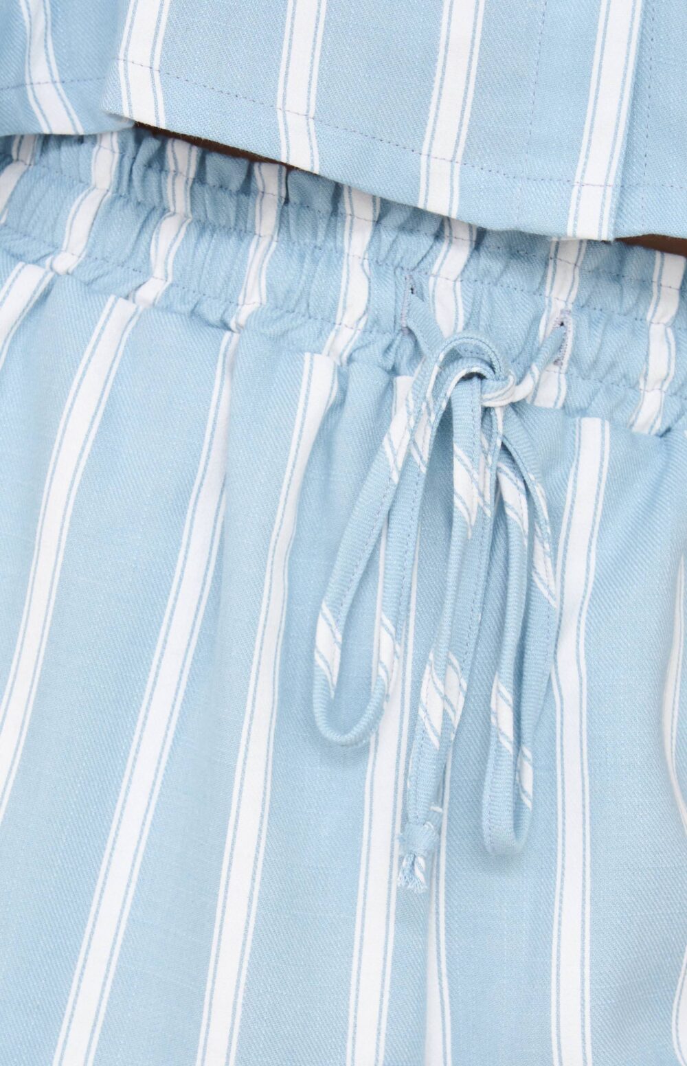 Γαλάζιο Ριγέ Shorts 24 Colours