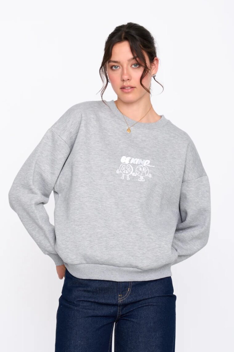Γκρι Φούτερ Με Σχέδιο Be Kind 24 Colours Γκρι Φούτερ Με Σχέδιο Be Kind 24 Colours