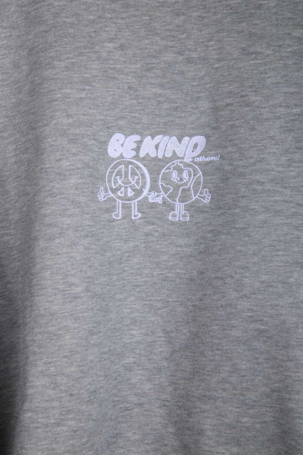 Γκρι Φούτερ Με Σχέδιο Be Kind 24 Colours